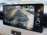 バックカメラももちろんついておりますので車庫入れの安心感がアップしますね!