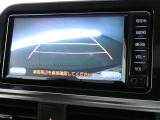 バックガイドモニターで、後方を確認しながら安心して駐車することができます。運転初心者も熟練者も必須の機能ですよ!
