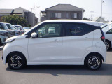 内外装およびエンジンル-ムなど専用クリ-ニング致します。車両クリ-ニングのプロが施工致しますので!高品質な1台に蘇りますよ♪(全在庫無料施工)