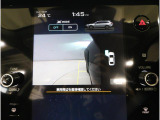 サイドビューカメラは、狭い道路での走行や左側への寄せに活躍。周囲の状況をしっかり確認でき、安全性を高める便利な機能です。