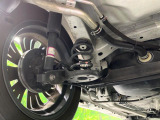 お車を安心してお乗りいただく為には、足回りの定期点検が欠かせません。サービスサポート(有償保証)では無料点検もご提供しており、安心のカーライフをお過ごしいただけるサポート体制が整っています。
