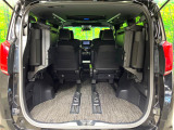 普段のお買い物や通勤、送迎等に十分な荷室スペースを確保しております。セカンドシートを倒すと、大きな荷物の積載も可能です♪