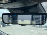 【デジタルインナーミラー】後席の大きな荷物や同乗者で後方が確認しづらい時でも安心!カメラが撮影した車両後方の映像をルームミラー内に表示。クリアな視界で状況の確認が可能です!