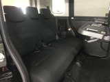 ゆとりある広々とした車内空間は、ドライブを始め買い物やレジャーなど、幅広く活躍します。一人でもみんなとでもお出かけを楽しみましょう!