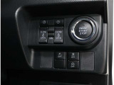 電動のスライドドアで楽々スムース!運転席から開閉の操作ができます!&スタートスイッチを押してエンジン始動ができるスマートキーが装備されています♪ポケットや鞄からキーを出さずに乗り込めます♪