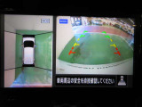 アラウンドビューモニターで車庫入れも空から見ている様に駐車できラクラクです。