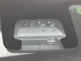 【スズキ セーフティサポート】走行中に前方の車両等を認識し、衝突しそうな時は警報とブレーキで衝突回避と被害軽減をアシスト。より安全にドライブをお楽しみいただけます。
