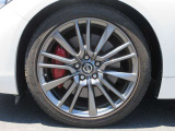 ガンメタ塗装19インチアルミホイール(19&times;8.5J)、インセット:50、P.C.D:114.3(5穴)&245/40RF19 94W