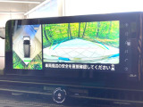 【アラウンドビューモニター】専用のカメラにより、上から見下ろしたような視点で360度クルマの周囲を確認することができます☆死角部分も確認しやすく、狭い場所での切り返しや駐車もスムーズに行えます。