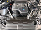 BMWのエンジンは世界的にも認められている高性能エンジンです。レスポンスがよく高回転型の心地よい吹きあがりなど駆け抜ける歓びのキーになる部分でございます。
