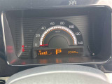 整備スタッフは国家資格を持つプロの整備士です。車検の受入/中間/完成検査と保安基準発行のすべても自社で行います。