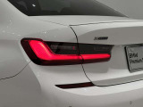 BMW伝統のL字型テールライト