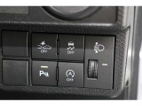 ■衝突回避支援機構■自動車に搭載したレーダーやカメラからの情報をコンピュータが解析し、運転者への警告やブレーキの補助操作などを行います。事故予防に!