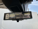 インテリジェントルームミラー☆車両後方のカメラ映像をミラーに映し出すので、後席の人や荷物に邪魔されず、後方がくっきり見えます◎夜間や悪天候でもクリアな視界を確保できます!
