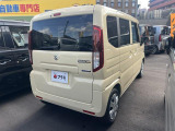 これからお車を購入し長くカーライフを楽しんで頂きたいと思い、当社スタッフは、そんな様々なお客様と安心して、楽しめるカーライフを一緒に考えてご提案させて頂いております。