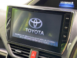 【大画面ナビ】人気の大型10インチナビを装備。存在感のある大画面はインパクト大!ナビ利用時のマップ表示は見やすく、テレビやDVDは臨場感がアップ!いつものドライブがグッと楽しくなります♪