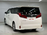 その他にも各種保険、お車の買取(T-UP)、JAF、TSカード、携帯電話などの取扱いをしております。詳しくはスタッフにお尋ねください。