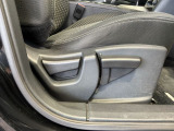 シートハイトアジャスターが付いているので運転姿勢を調整するのに便利ですね。身長に合ったシートポジションは安全運転や疲労軽減にもつながります。