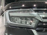 LEDヘッドライトは、点灯の瞬間から最大光量を発揮し、突然暗くなるトンネルなどでの安定感を高めます。