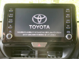 【大画面ナビ】人気の大型8インチナビを装備。存在感のある大画面はインパクト大!ナビ利用時のマップ表示は見やすく、テレビは臨場感がアップ!いつものドライブがグッと楽しくなります♪