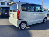 年式相応ですが、納車時にはできる限りキレイに納車させていただきます。どうしても気になるところ等ありましたら、低価格にてお直しいたしますので、何なりとお申し付けください。