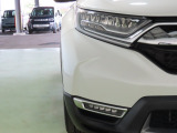 LEDヘッドライトは、点灯の瞬間から光量を発揮し、突然暗くなるトンネルなどでの安定感を高めます。