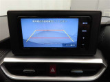 バックモニターを装備しています。車庫入れ時等に車両後方が確認出来るのでとても便利です。