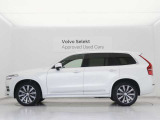快適性や操縦性を高める電子制御式4輪エアサスペンションを採用した、ドライビングモード選択式FOUR-Cアクティブパフォーマンスシャシーを装備しています。