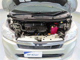 見えないところまで徹底洗浄!中古車をキレイで気持ちよくお乗りいただけるよう、内外装ともにしっかり「まるごとクリーニング」♪エンジンルームも施工済!