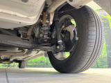お車を安心してお乗りいただく為には、足回りの定期点検が欠かせません。サービスサポート(有償保証)では無料点検もご提供しており、安心のカーライフをお過ごしいただけるサポート体制が整っています。