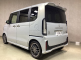 ホンダ系ディーラーで販売される全てのホンダ車なら、ホッと保証(無料)がついています。エアコン、純正オーディオを始め、エンジン、足廻りまでカバー。初回1ヵ月点検も無料で実施致します。
