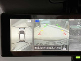クルマを空から見たような映像が映る、アラウンドビューモニターで、車両周辺の安全確認も一目できます!小さなお子様や障害物も確認できるので、運転のしやすさだけでなく事故防止にも役立ち安心して駐車出来ます♪