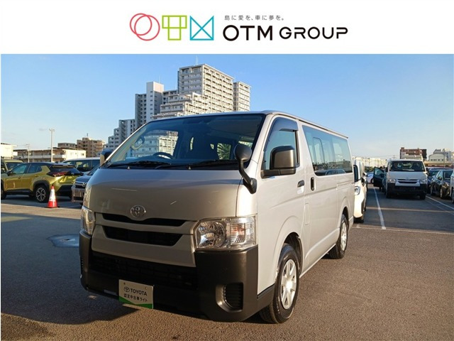 トヨタ ハイエースバン 