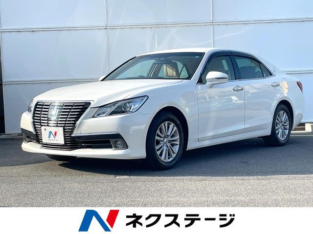 トヨタ クラウン 