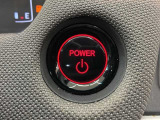 ワンプッシュでエンジンのスタート、ストップが出来て便利です。