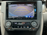 バックカメラも装備しております。車庫入れの苦手なお客様も安心!重宝してくれます!