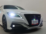 高輝度で点灯速度が速く、しかも消費電力の少ないLEDヘッドライトが装備されています!LEDの明るい光が走行中の視界の確保をサポートして、夜のドライブがより楽しく安全に運転できます♪