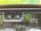 【スマートアシスト】走行中に前方の車両等を認識し、衝突しそうな時は警報とブレーキで衝突回避と被害軽減をアシスト。より安全にドライブをお楽しみいただけます。