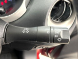 【オートライト】周りの明るさに応じて自動でヘッドライトの点灯・消灯ができる機能です!ライトの付け忘れ・消し忘れなどが無くなり、雨の日や夕方の走行も安心!トンネル通過時も便利ですね♪