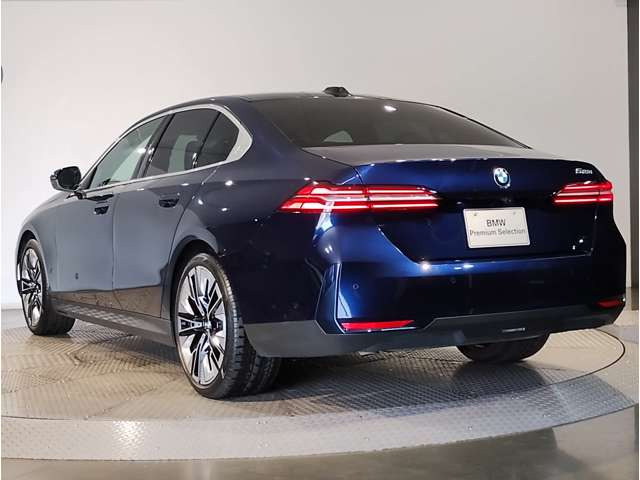 BMW 5シリーズセダン 523i エクスクルーシブ の中古車詳細 (15,000km