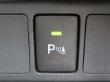 車庫入れなどの低速時に反応してくれるコーナーセンサー付き!
