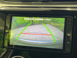 【バックカメラ】駐車時に後方がリアルタイム映像で確認できます。大型商業施設や立体駐車場での駐車時や、夜間のバック時に大活躍!運転スキルに関わらず、今や必須となった装備のひとつです!