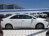 低燃費で環境にもやさしいハイブリッド車です。トヨタ専用診断機器でハイブリッドシステムを綿密に点検してあります!