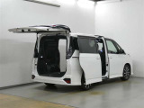 お客様のお車探しを一生懸命お手伝いさせて頂きます!ご要望、ご不明な点・ご質問がございましたら、どうぞお気軽にお問い合わせ下さい!