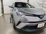 LEDヘッドライトです。デザイン性がよくとても明るいので、夜間の走行や悪天候でも安心です。しかも長寿命!