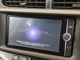 【メーカー純正ナビ】インテリアに溶け込むスタイリッシュな「専用設計」メーカーナビを装備♪視認性や操作性など基本性能にも優れ、より上質なカーライフをお楽しみいただけます。