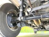 お車を安心してお乗りいただく為には、足回りの定期点検が欠かせません。サービスサポート(有償保証)では無料点検もご提供しており、安心のカーライフをお過ごしいただけるサポート体制が整っています。