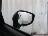 【BSM】ブラインドスポットモニター付き☆車線変更時、死角になり映らない車両を検知!警告してくれます♪