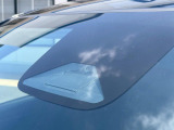 【ホンダセンシング】走行中に前方の車両等を認識し、衝突しそうな時は警報とブレーキで衝突回避と被害軽減をアシスト。より安全にドライブをお楽しみいただけます。
