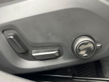【パワーシート】スイッチ一つで簡単にシート位置の微調整が可能!電動だから力もいりません!自分に最適なシートポジションにセットして、快適なドライブをお楽しみください。